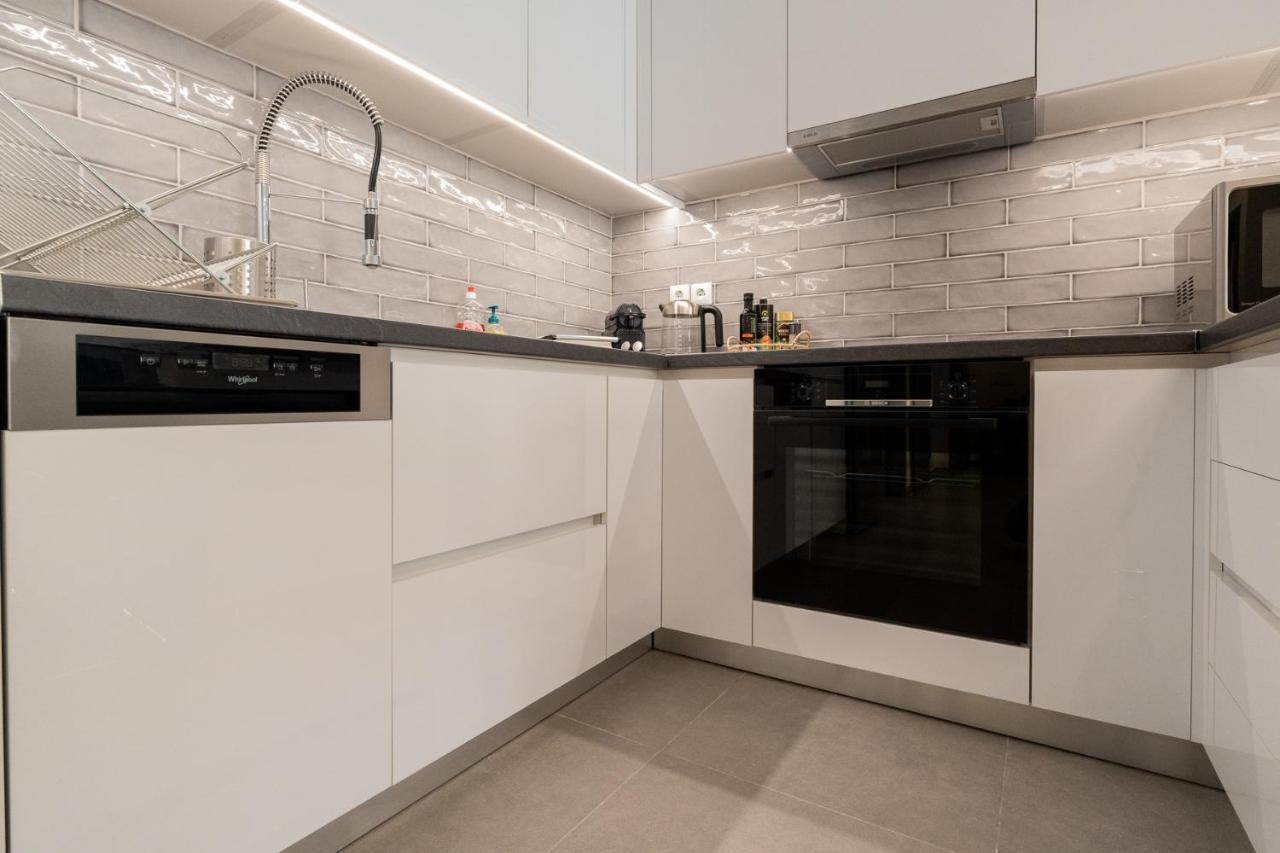 Liv - Luminous & Spacious In Pagrati Атина Екстериор снимка